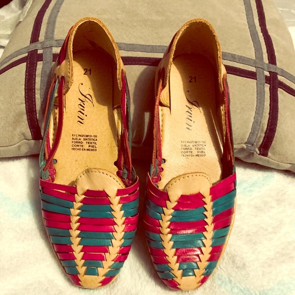 Irvin Shoes - NWOT Colorful artisanal Mexican leather huaraches